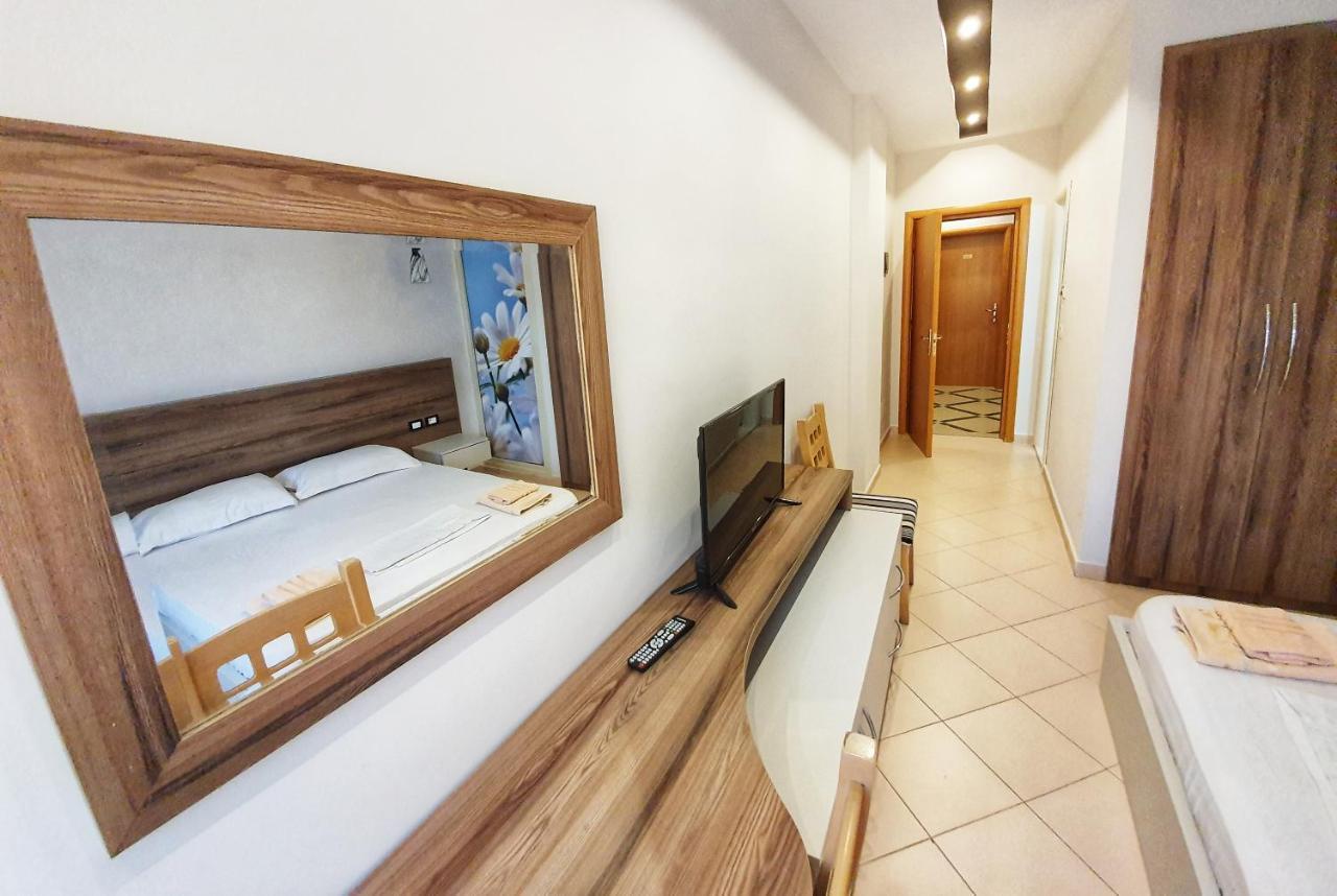 Kamomil Hotel