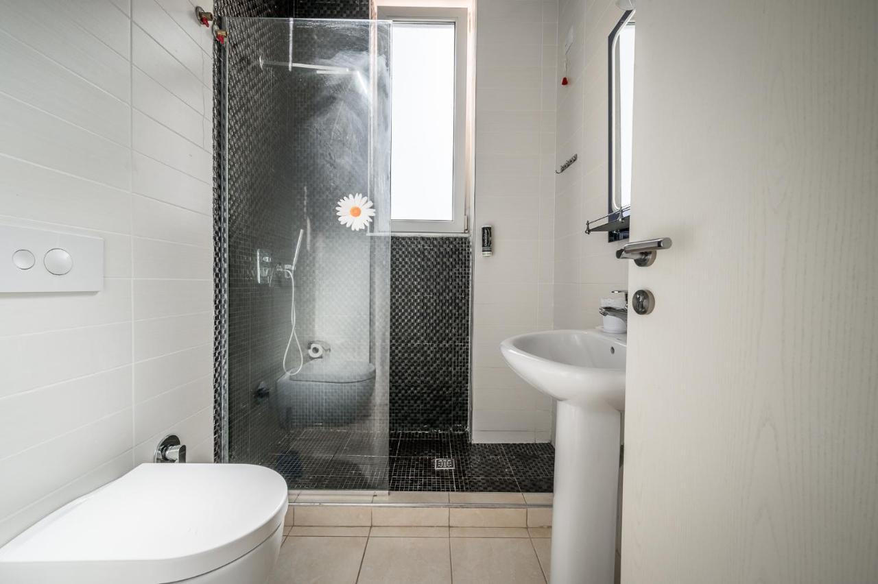 Kamomil Hotel 3*